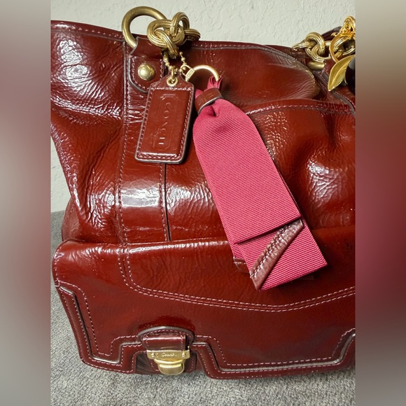 Coach Poppy Camelia Pushlock Bordeaux Patent Leather Tote No. J1169-18717 - Picture 6 of 13